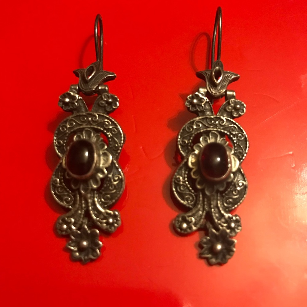 Gorgeous Antique Garnet  Silver Earrings